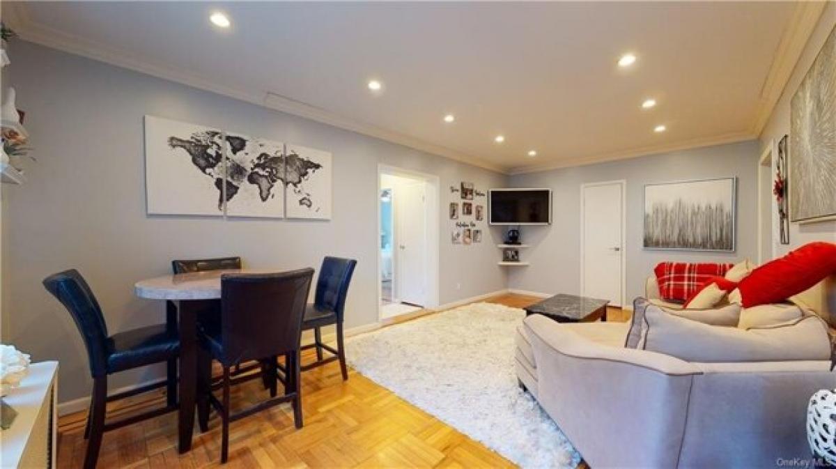 Picture of Home For Rent in White Plains, New York, United States