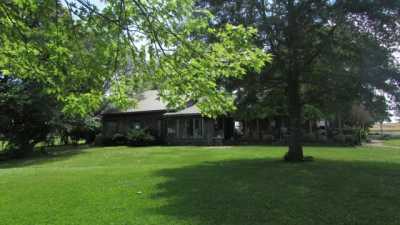 Home For Sale in Lawrenceburg, Tennessee