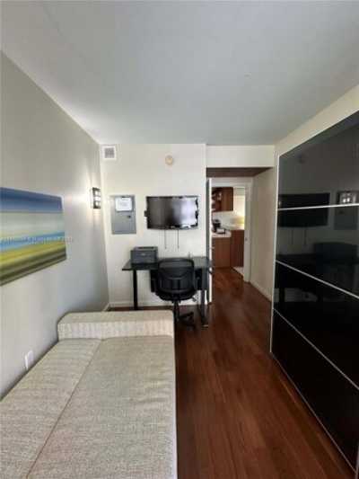 Apartment For Rent in Miami, Florida