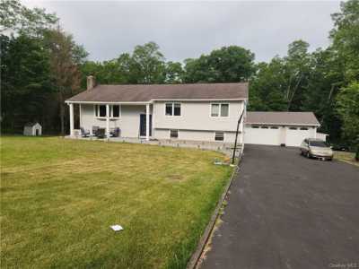 Home For Rent in New Windsor, New York