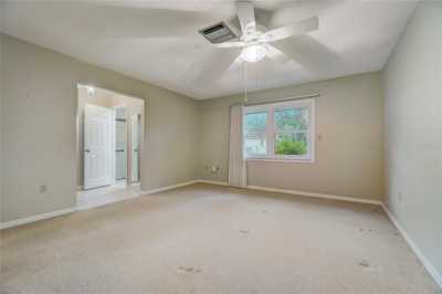 Home For Sale in Yalaha, Florida