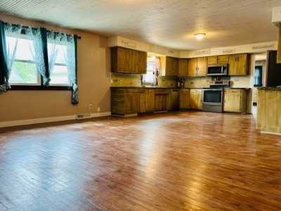 Home For Sale in Oblong, Illinois