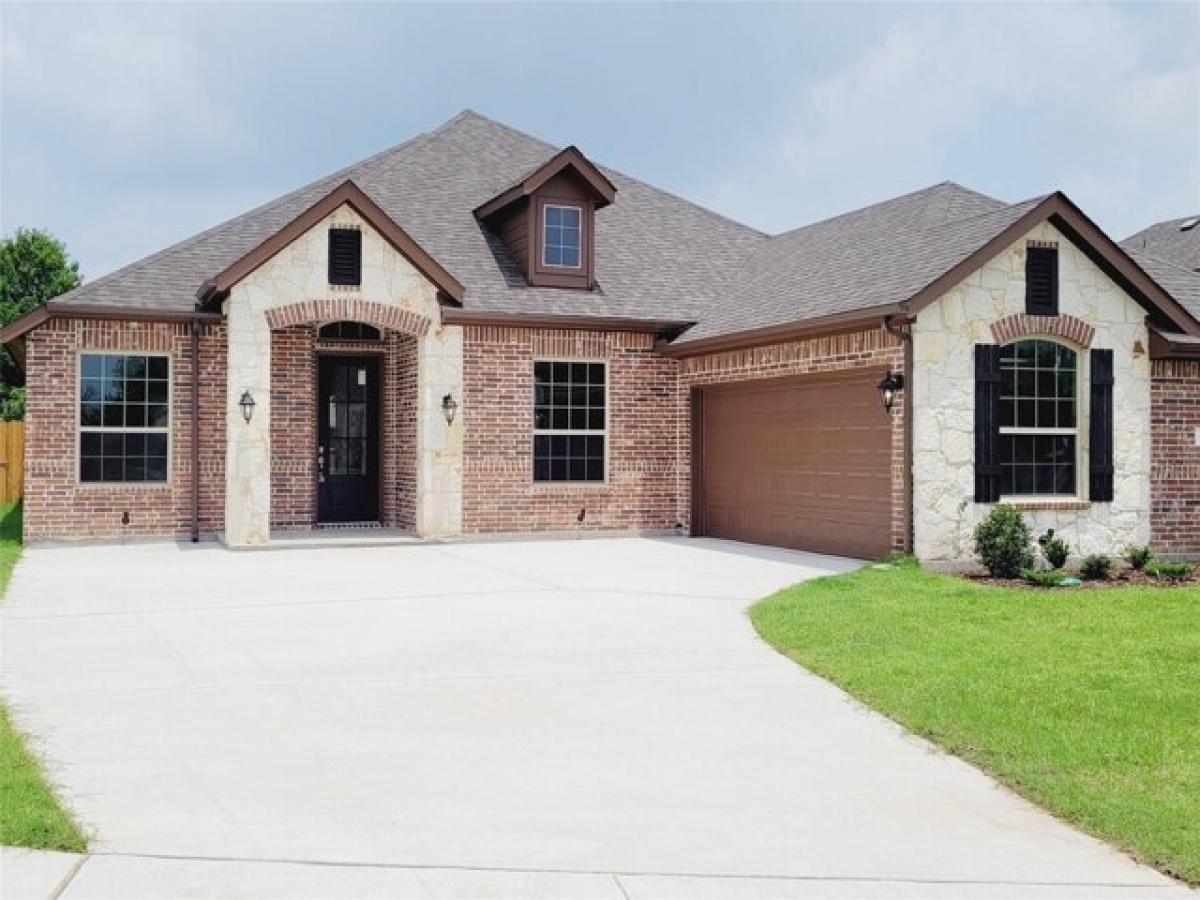 Picture of Home For Sale in Midlothian, Texas, United States