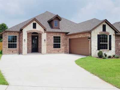 Home For Sale in Midlothian, Texas