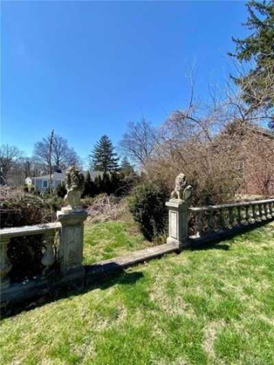 Home For Sale in New Rochelle, New York