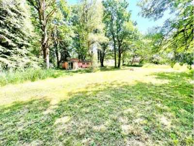 Home For Sale in North Plains, Oregon