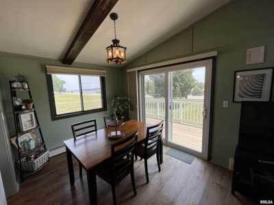 Home For Sale in Le Claire, Iowa