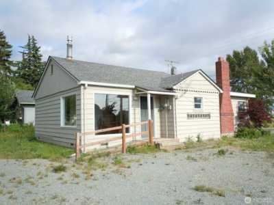 Home For Sale in Burlington, Washington