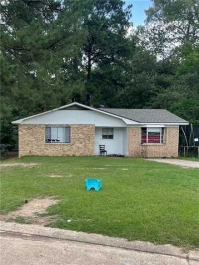 Home For Sale in Ball, Louisiana