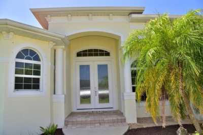 Home For Sale in Rotonda West, Florida