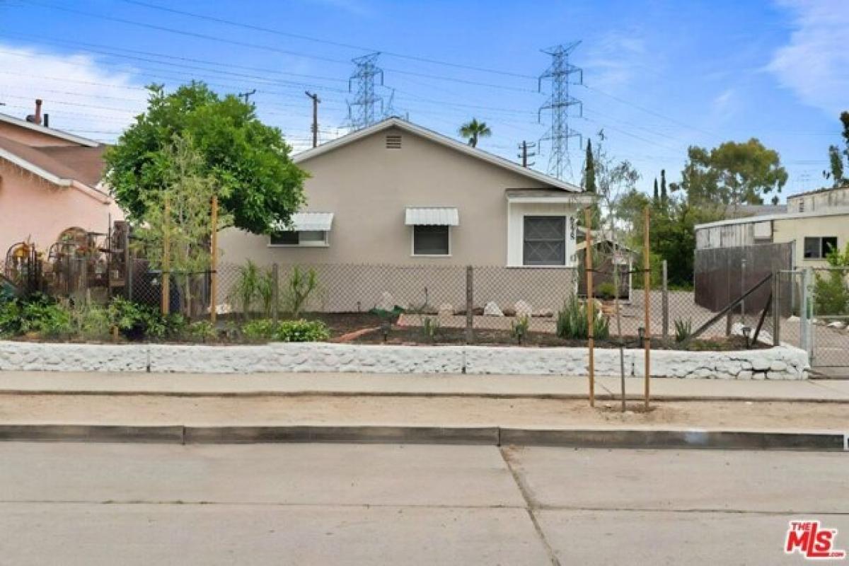 Picture of Home For Sale in North Hollywood, California, United States