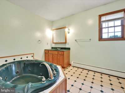 Home For Sale in Pine Grove, Pennsylvania