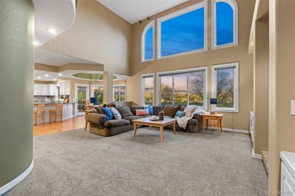 Picture of Home For Sale in Centennial, Colorado, United States
