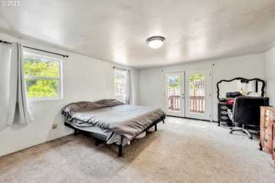 Home For Sale in Veneta, Oregon