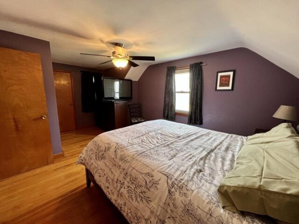 Picture of Home For Sale in Chicopee, Massachusetts, United States
