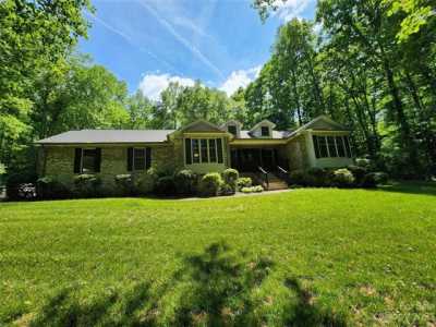 Home For Sale in Boiling Springs, North Carolina