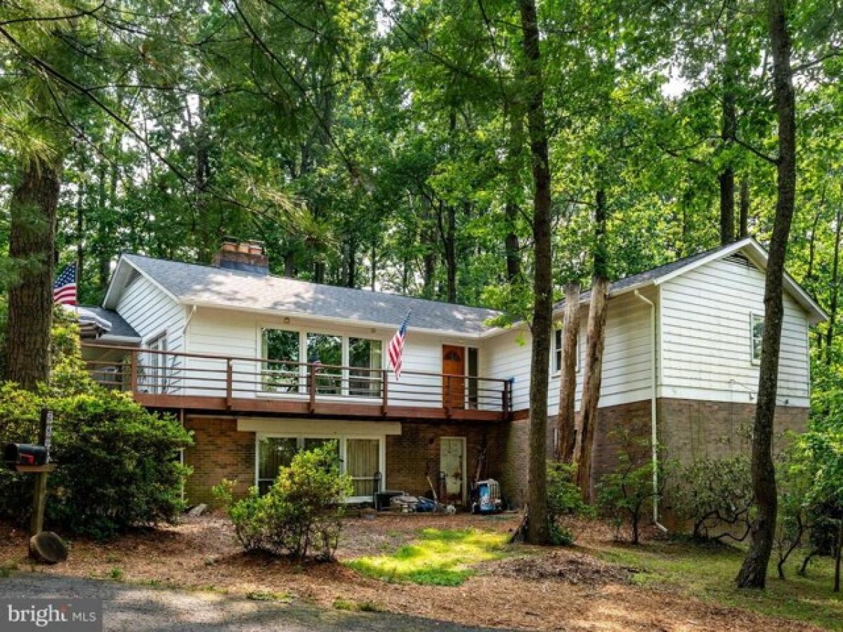 Picture of Home For Sale in Annandale, Virginia, United States
