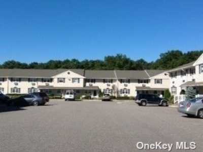 Apartment For Rent in East Islip, New York