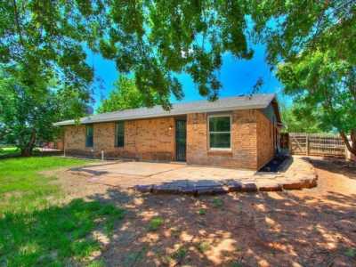 Home For Sale in Moore, Oklahoma