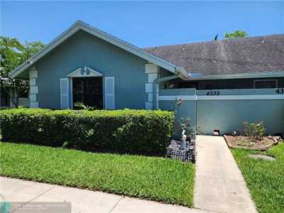 Home For Sale in Sunrise, Florida