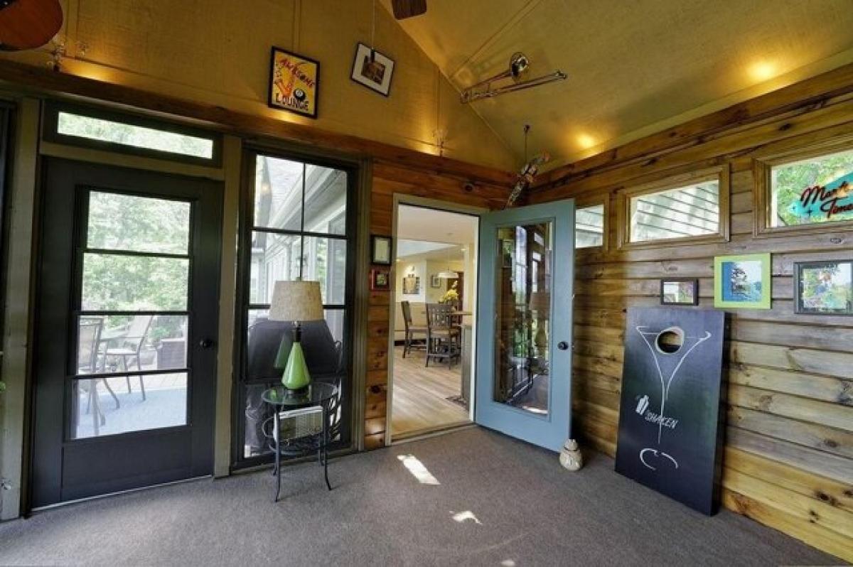 Picture of Home For Sale in Jasper, Georgia, United States
