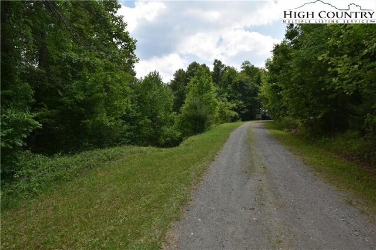 Picture of Residential Land For Sale in Fleetwood, North Carolina, United States