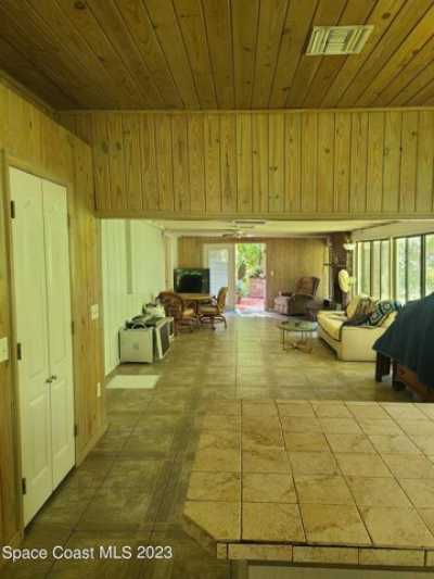 Home For Sale in Malabar, Florida