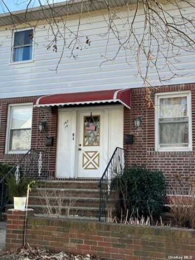 Home For Rent in Whitestone, New York