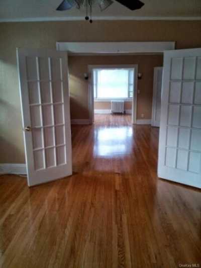 Home For Rent in Mount Vernon, New York