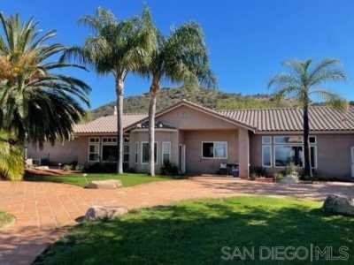 Home For Sale in Valley Center, California