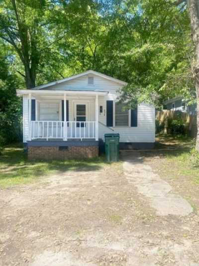 Home For Sale in Greenwood, South Carolina