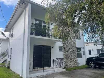 Apartment For Rent in Miami, Florida