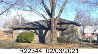 Home For Sale in Lawrence, Kansas