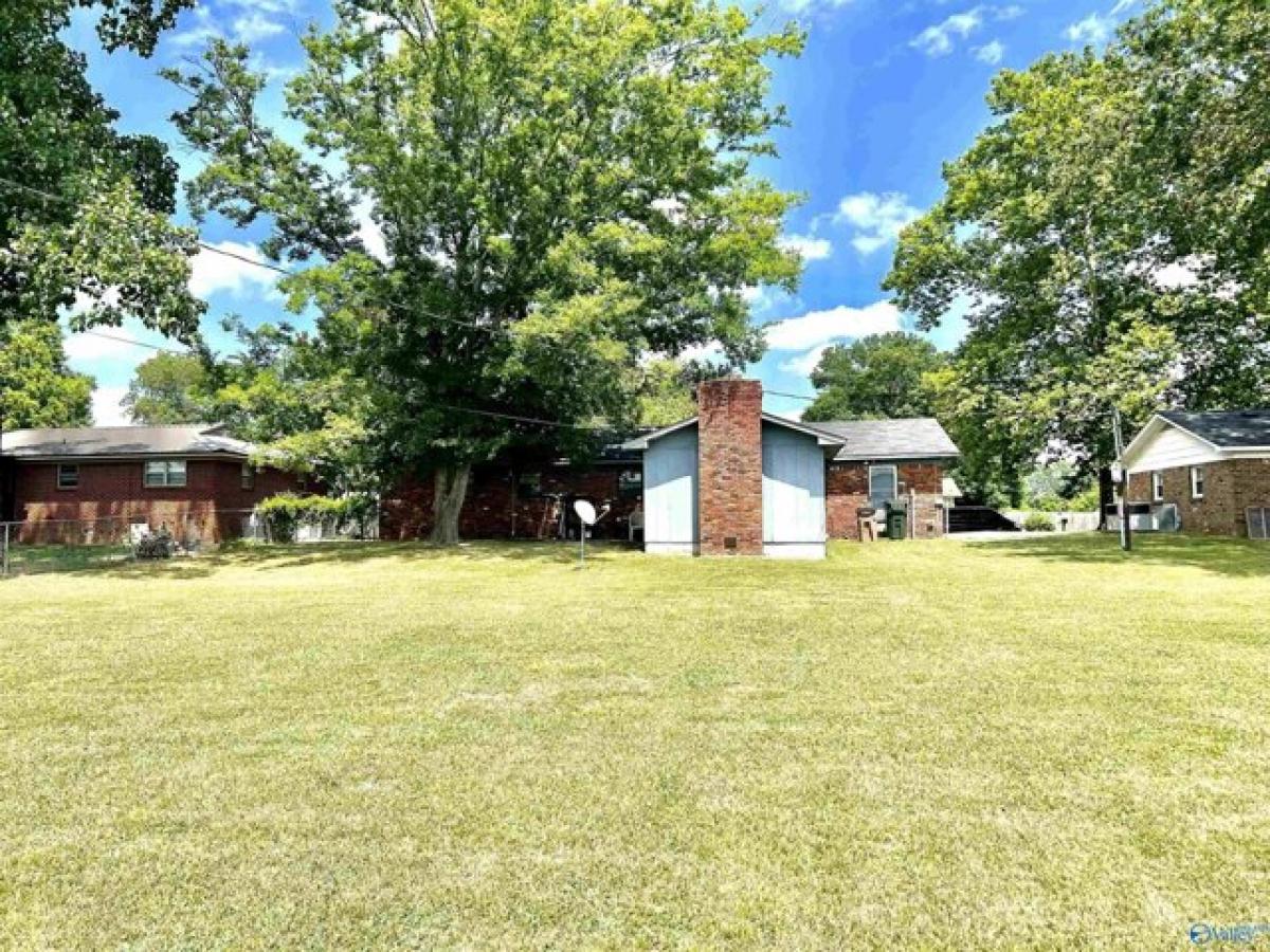 Picture of Home For Sale in Decatur, Alabama, United States