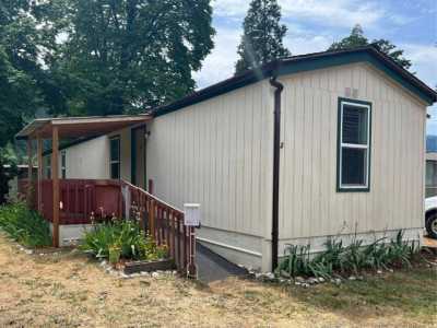 Home For Sale in Oakridge, Oregon