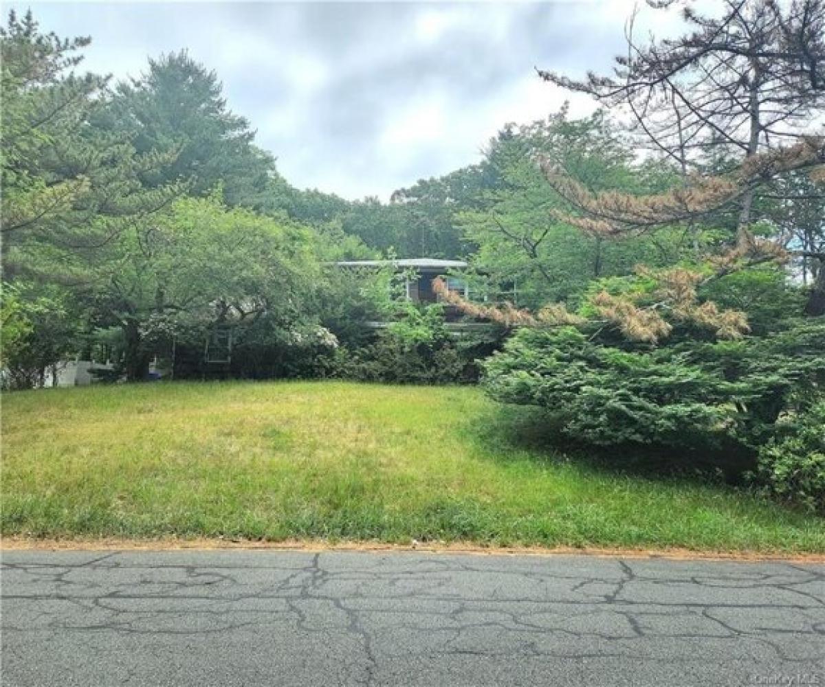 Picture of Home For Sale in Monsey, New York, United States