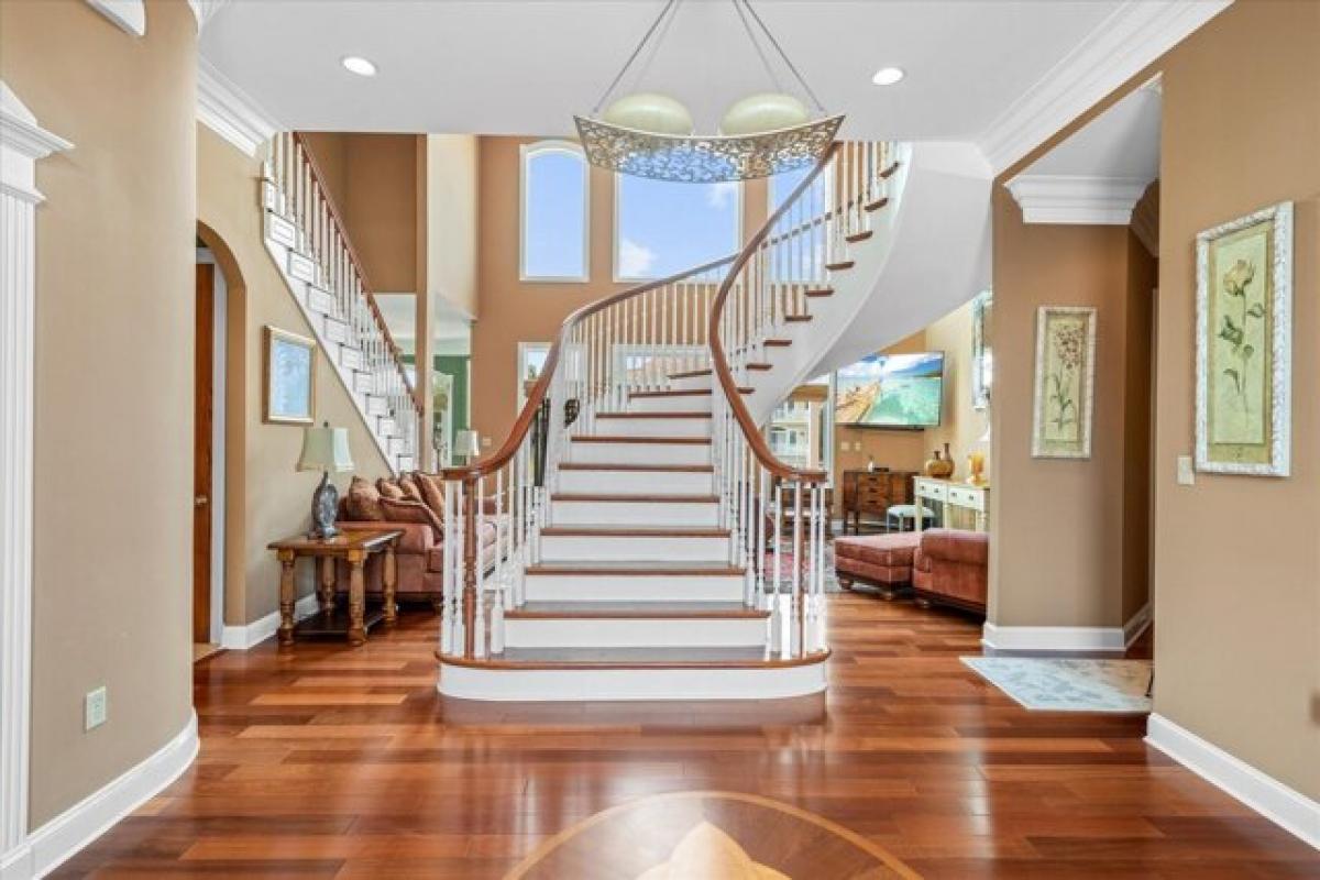 Picture of Home For Sale in Ocean Pines, Maryland, United States