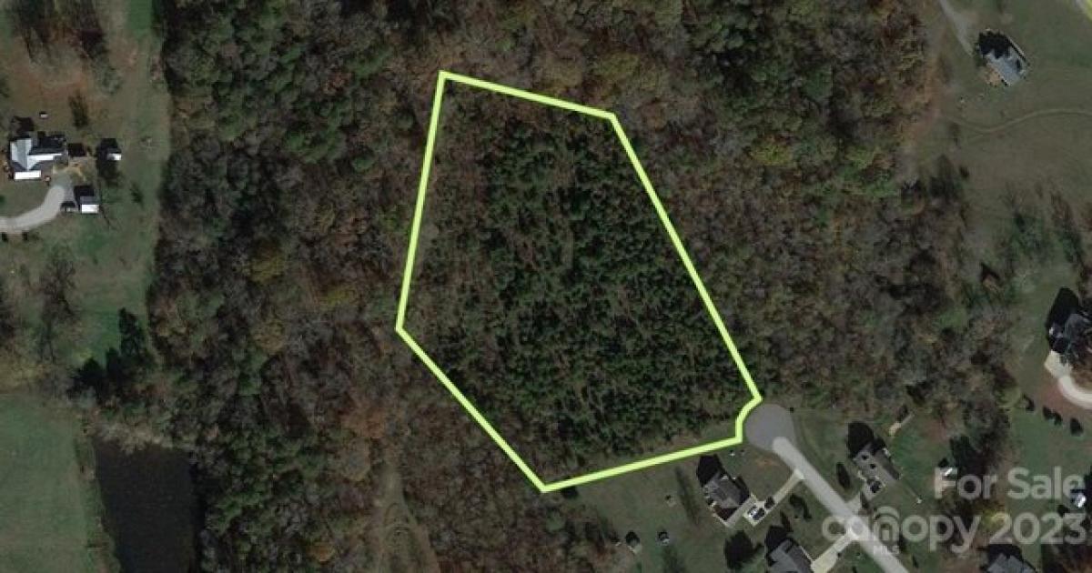 Picture of Residential Land For Sale in Crouse, North Carolina, United States