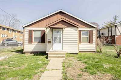 Home For Sale in Belleville, Illinois