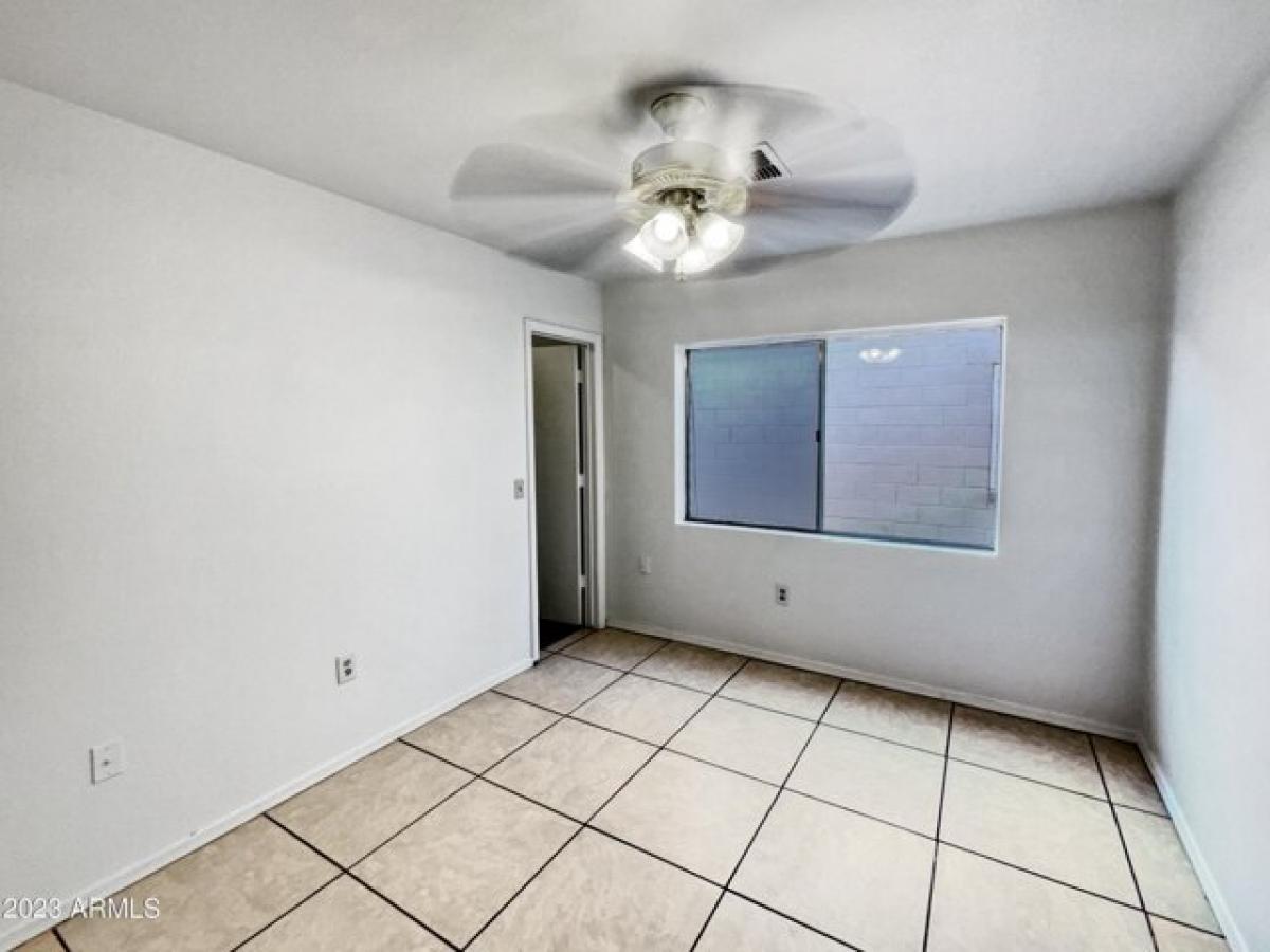 Picture of Home For Sale in Glendale, Arizona, United States