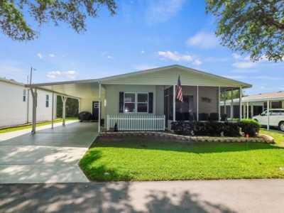 Home For Sale in Dade City, Florida
