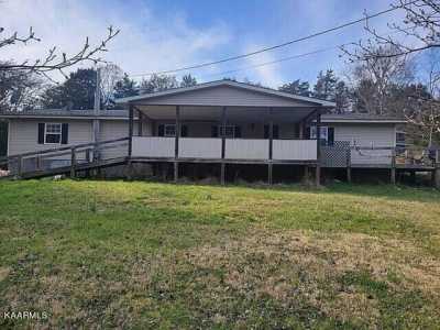 Home For Sale in Powder Springs, Tennessee