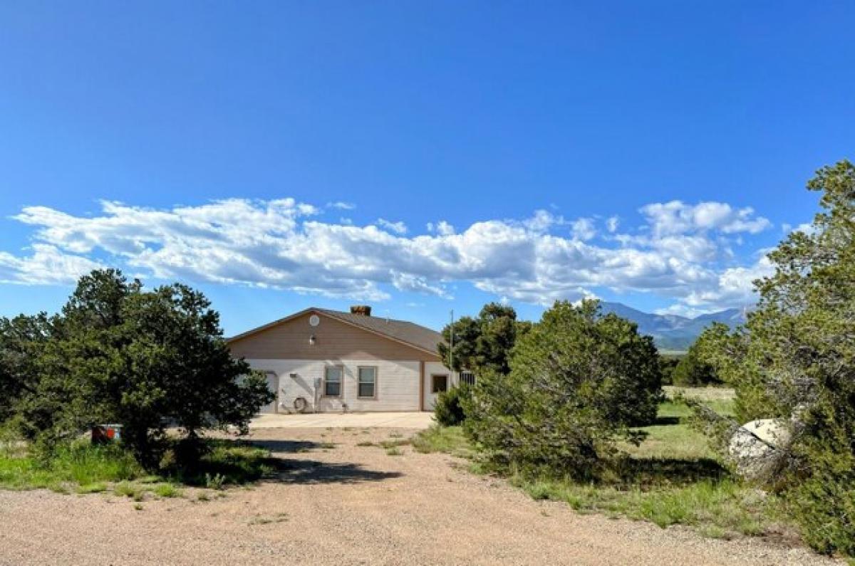 Picture of Home For Sale in Walsenburg, Colorado, United States