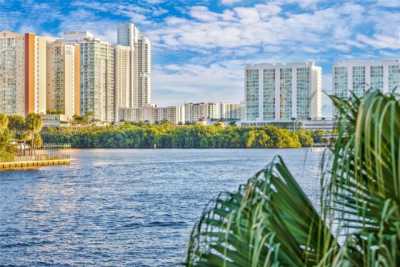 Home For Sale in North Miami Beach, Florida