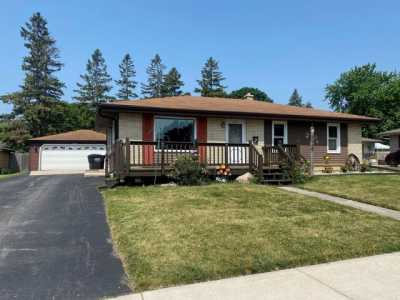 Home For Sale in Sturtevant, Wisconsin