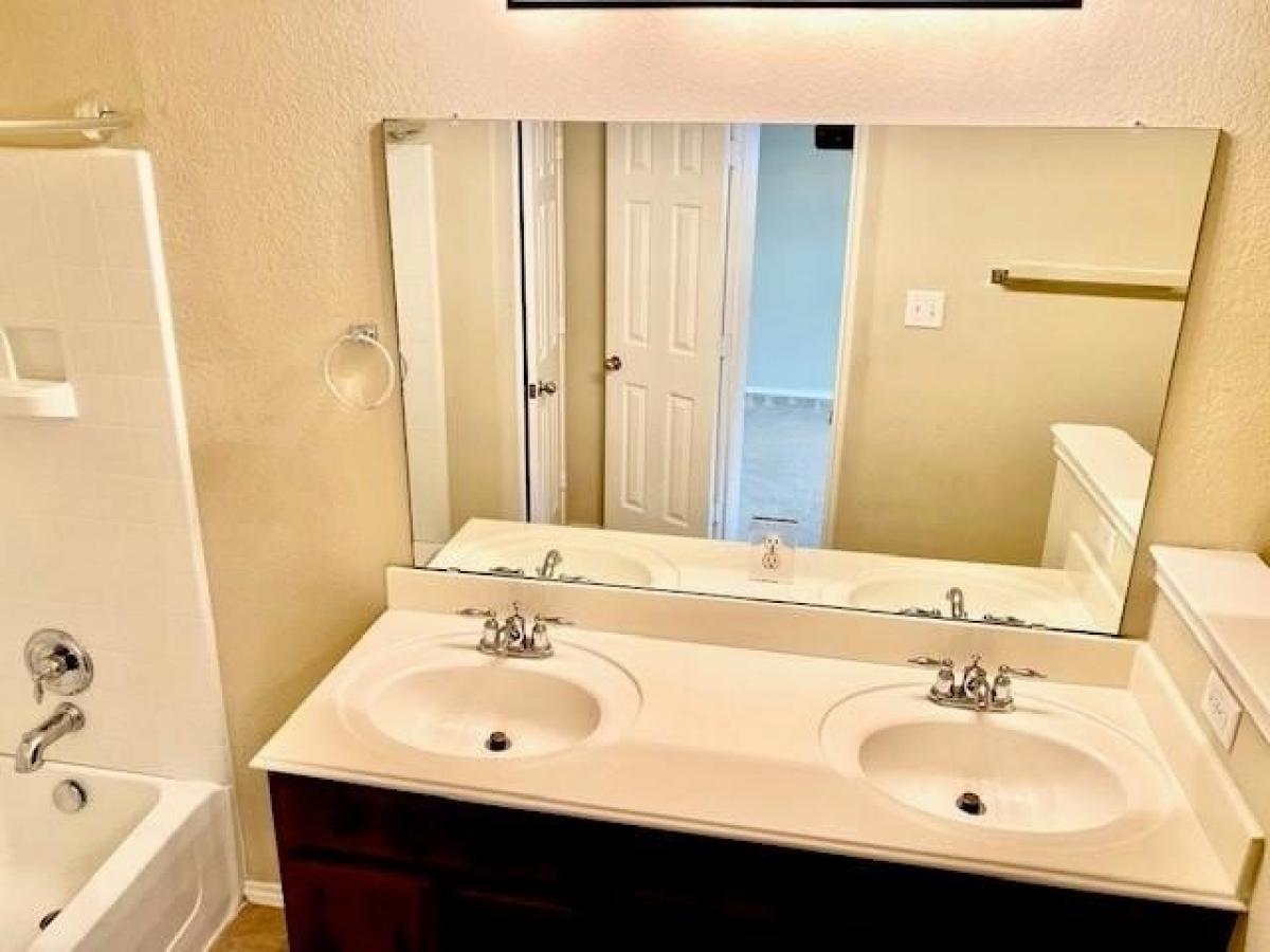 Picture of Home For Rent in Allen, Texas, United States