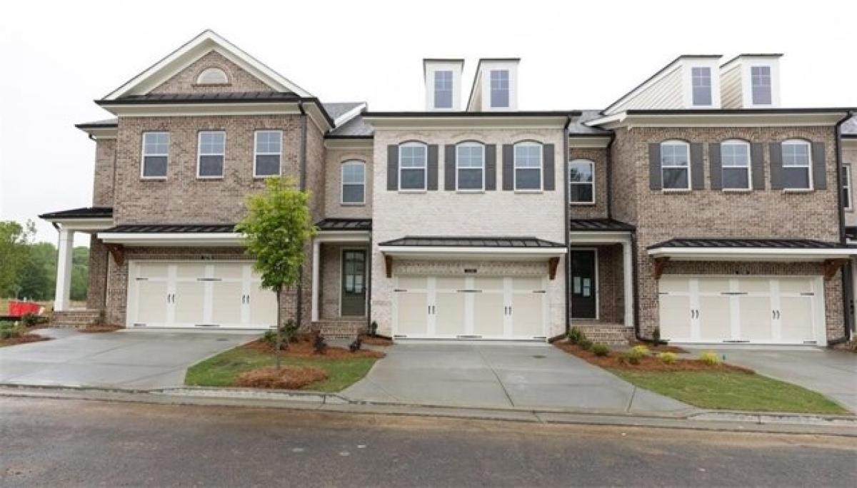 Picture of Home For Sale in Suwanee, Georgia, United States