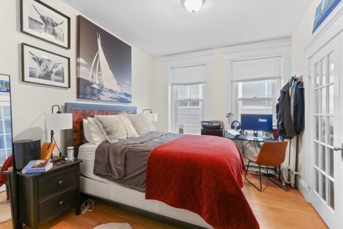 Picture of Home For Sale in Boston, Massachusetts, United States
