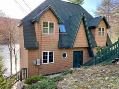 Home For Sale in Newbury, New Hampshire