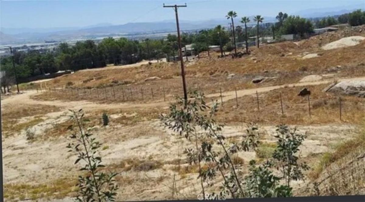 Picture of Residential Land For Sale in Perris, California, United States